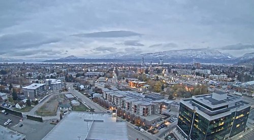 Kelowna weather: Strong gusts, icy temperatures, patches of sunshine